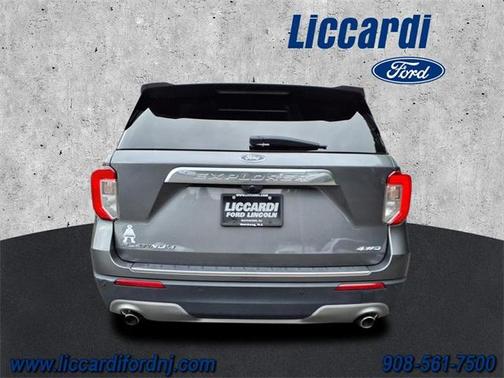 2022 Ford Explorer Platinum