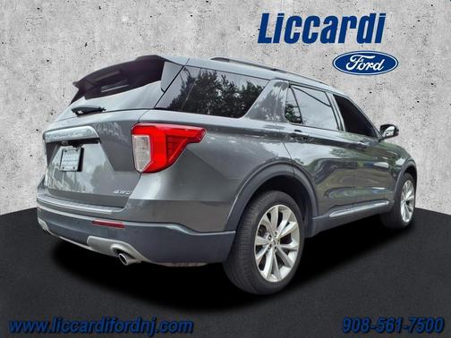 2022 Ford Explorer Platinum