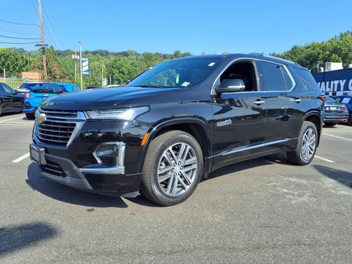 2023 Chevrolet Traverse High Country