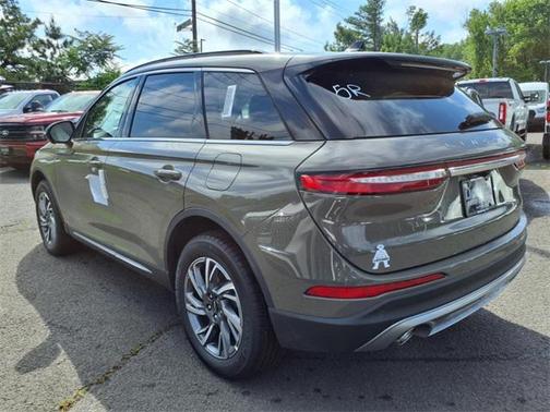 2025 Lincoln Corsair Premiere