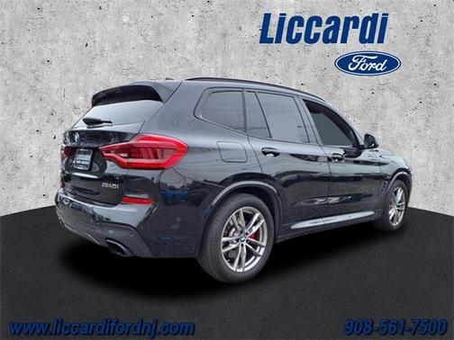 2021 BMW X3 M40i