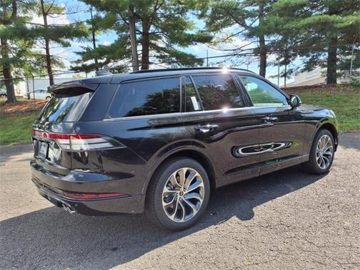 2025 Lincoln Aviator Premiere