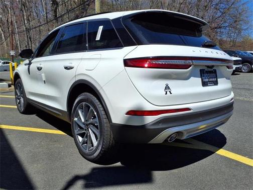 2025 Lincoln Corsair Premiere