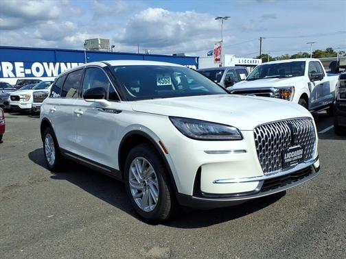 2025 Lincoln Corsair Premiere