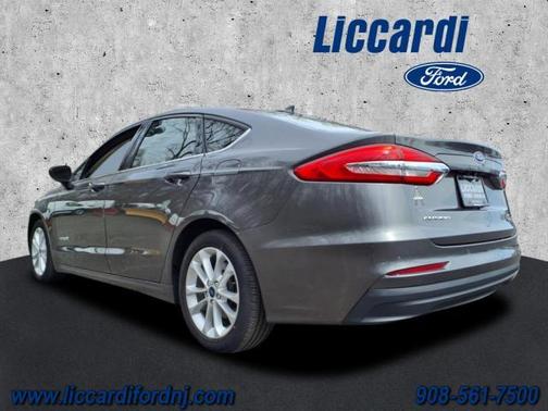 2019 Ford Fusion Hybrid SE