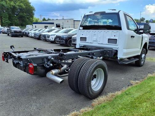 2025 Ford F-350 XL