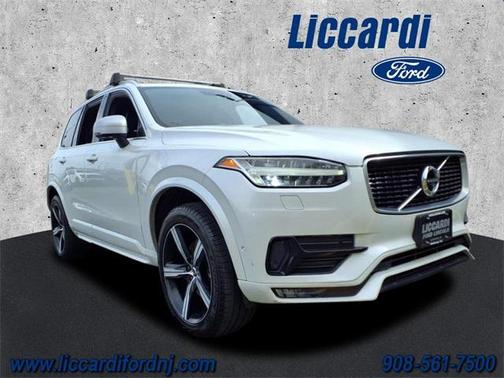 2017 Volvo XC90 T6 R-Design