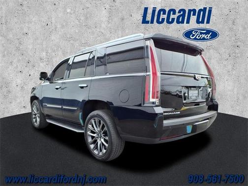2019 Cadillac Escalade Luxury