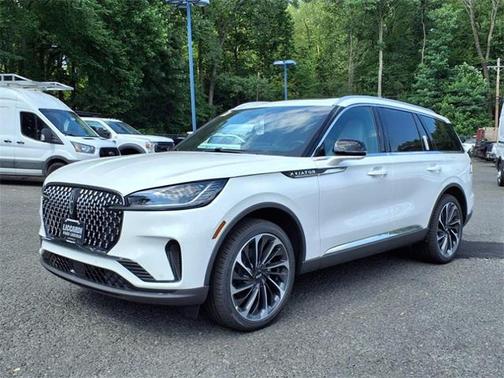2025 Lincoln Aviator Reserve AWD