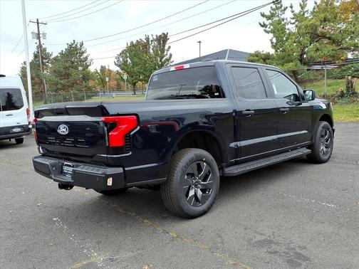 2025 Ford F-150 Lightning Pro