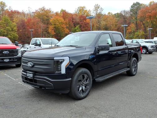 2025 Ford F-150 Lightning Pro