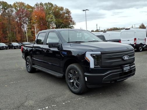 2025 Ford F-150 Lightning Pro