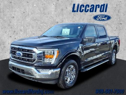 AGATE BLACK METALLIC 2022 Ford F-150 XLT