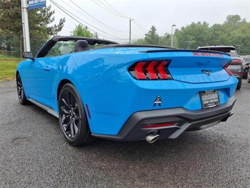 2025 Ford Mustang EcoBoost Premium