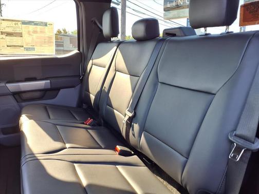 2025 Ford F-150 Lightning Pro