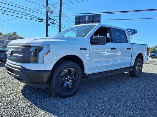2025 Ford F-150 Lightning Pro
