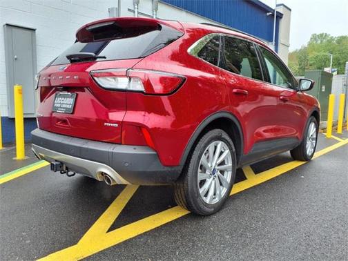 2022 Ford Escape Titanium