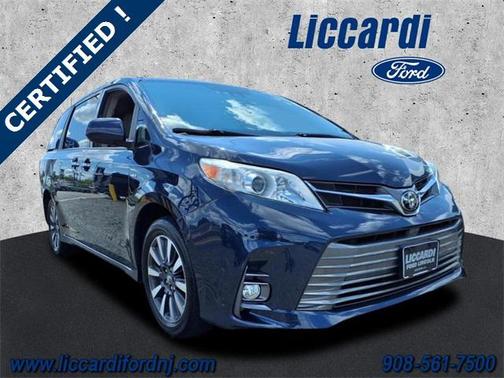 2019 Toyota Sienna XLE Premium