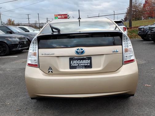 2010 Toyota Prius One