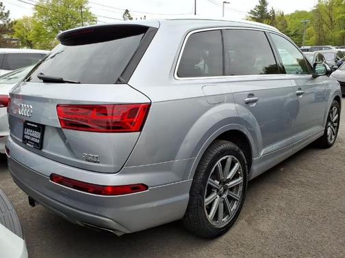 Florett Silver Metallic 2018 Audi Q7 3.0T QUATTRO PRESTIGE