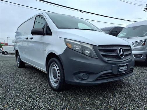 2019 Mercedes-Benz Metris Base