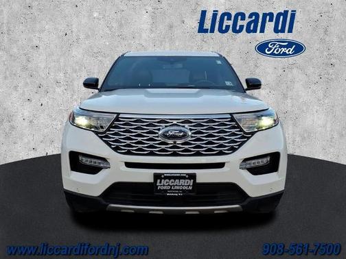 2022 Ford Explorer PLATINUM