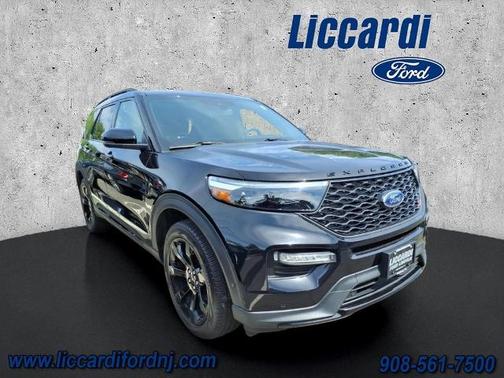 AGATE BLACK METALLIC 2022 Ford Explorer ST