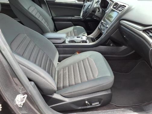 MAGNETIC METALLIC 2019 Ford Fusion SE