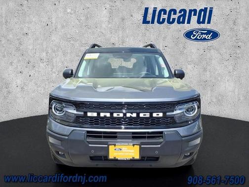 CARBONIZED GRAY METALLIC 2025 Ford Bronco Sport OUTER BANKS