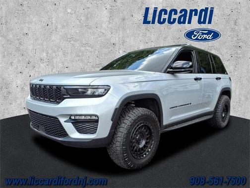 2024 Jeep Grand Cherokee Altitude
