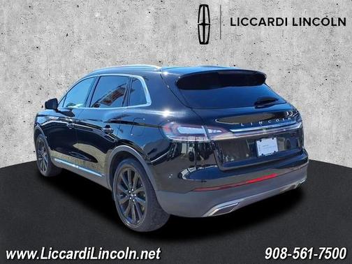 INFINITE BLACK MET CC 2023 Lincoln Nautilus RESERVE
