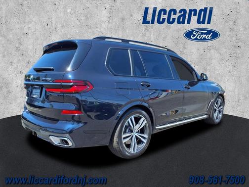 2023 BMW X7 xDrive40i