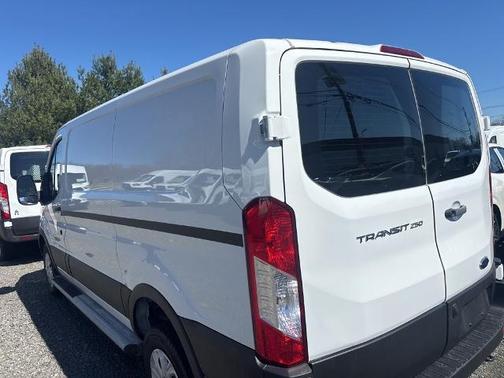 OXFORD WHITE 2024 Ford Transit-250 BASE