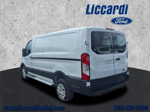 2024 Ford Transit-250 BASE