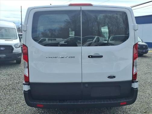 OXFORD WHITE 2024 Ford Transit-250 BASE