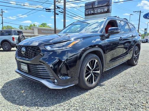 2022 Toyota Highlander XSE