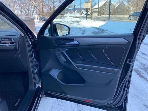 2022 Volkswagen Tiguan 2.0T SE 4MOTION