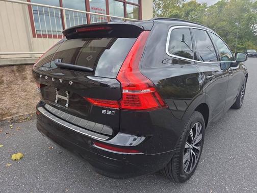 2023 Volvo XC60 B5 Core