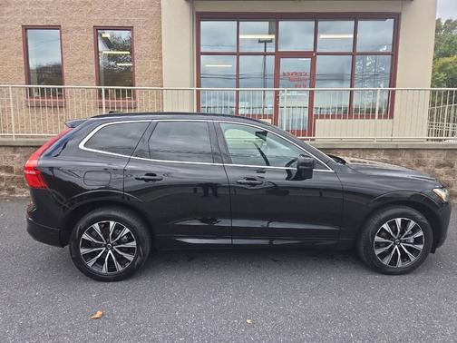 2023 Volvo XC60 B5 Core
