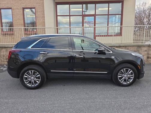 2023 Cadillac XT5 Premium Luxury