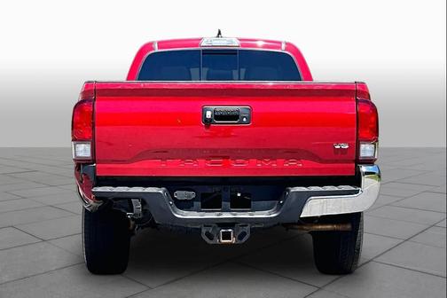 Barcelona Red Metallic 2018 Toyota Tacoma TRD Off Road