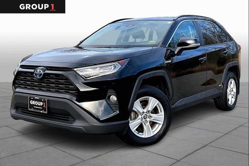 2021 Toyota RAV4 Hybrid XLE