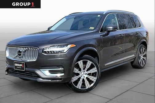 Platinum Grey Metallic 2024 Volvo XC90 Recharge Plug-In Hybrid T8 Plus 6-Seater