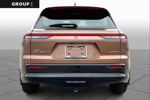 2025 Toyota Crown Signia Limited