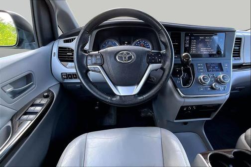 Predawn Gray Mica 2015 Toyota Sienna XLE
