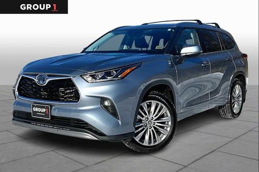 2022 Toyota Highlander Hybrid Platinum