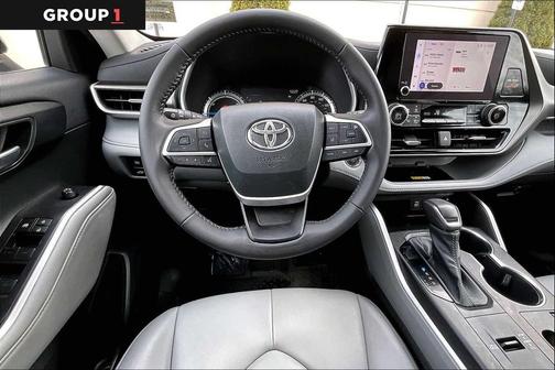 2023 Toyota Highlander Hybrid XLE