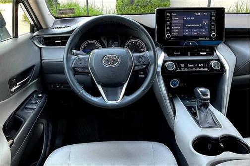 2021 Toyota Venza LE
