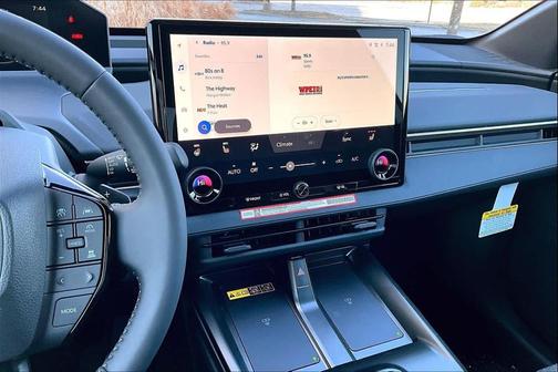 Wind Chill Pearl 2026 Toyota bZ XLE