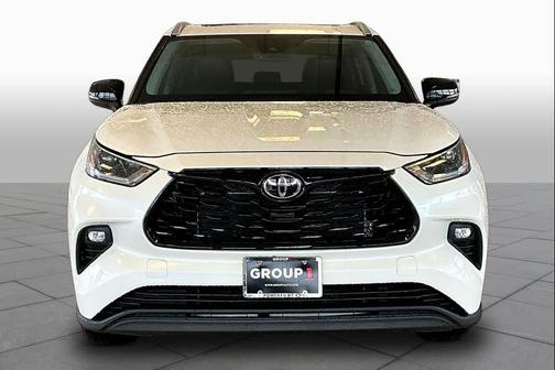 Blizzard Pearl 2021 Toyota Highlander XLE